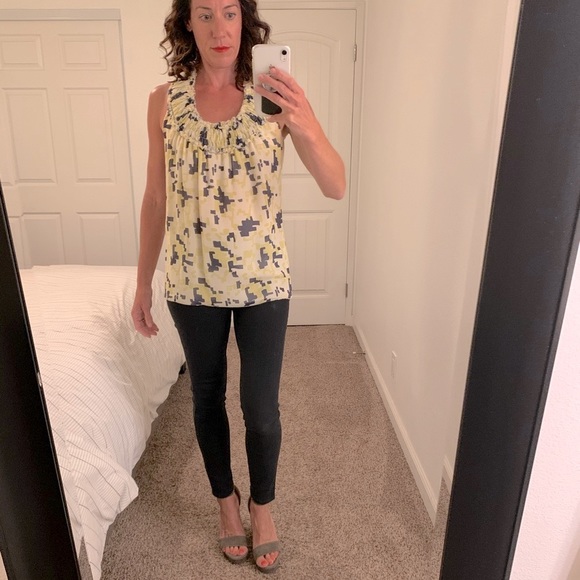 Twenty8twelve by Sienna Miller silk blouse with geometric print I sz 2 - Picture 3 of 14